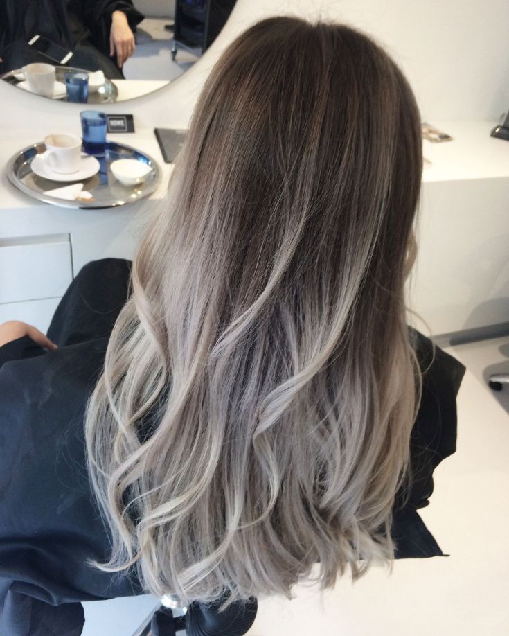 Shatush sur cheveux cendrés