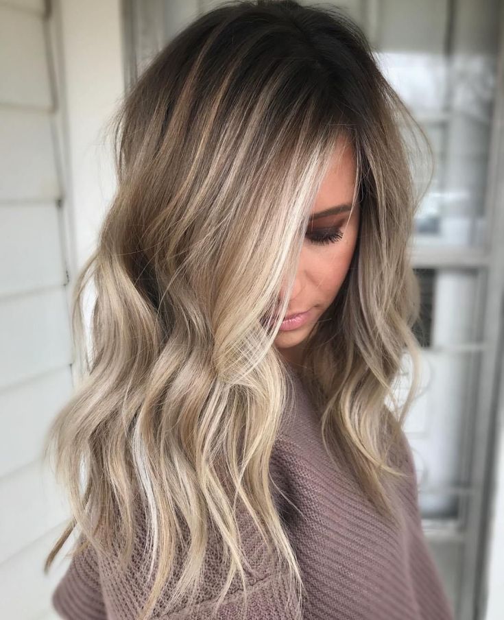 (+201 photos) Balayage sur cheveux châtain clair de longueur moyenne
