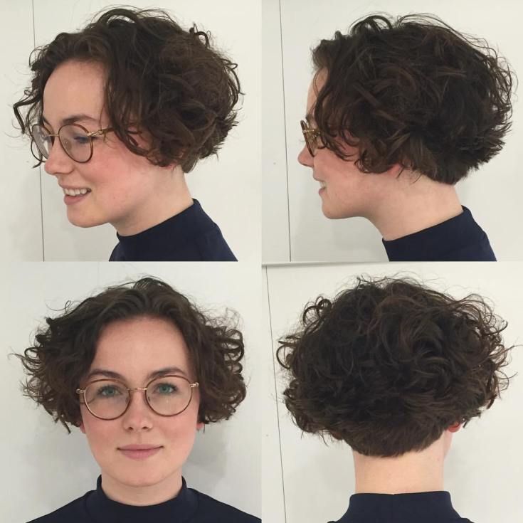 (+135 photos) Bob Kare sur cheveux bouclés