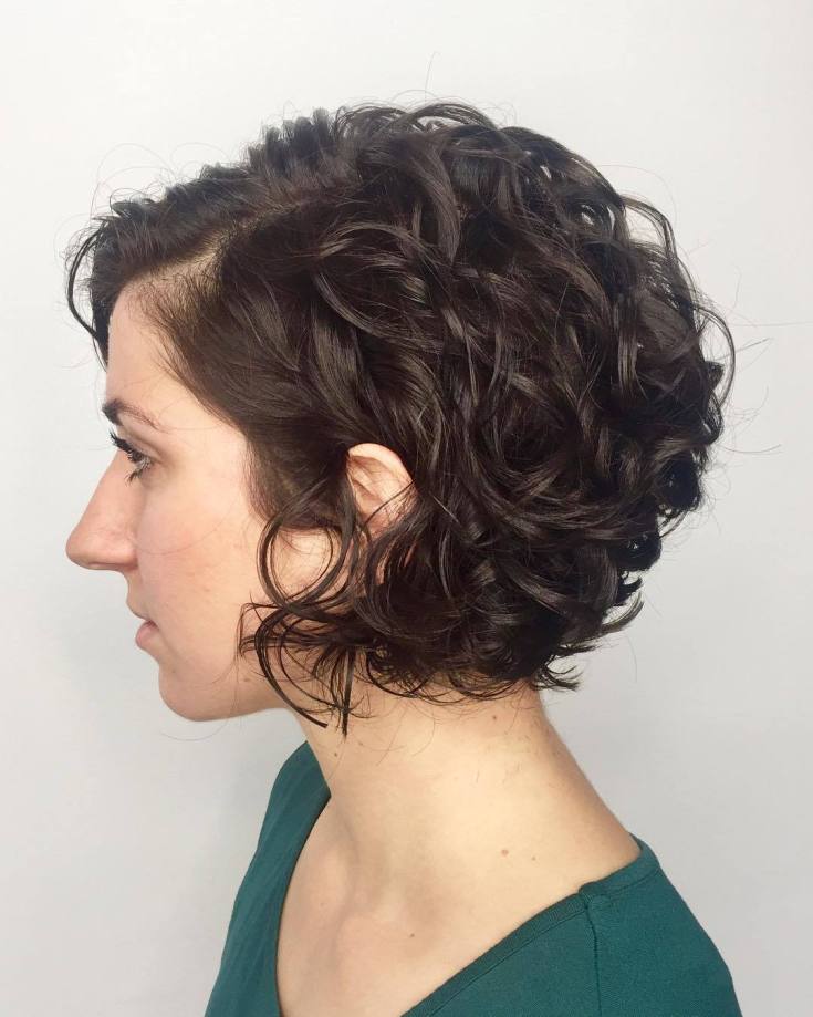 (+135 photos) Bob Kare sur cheveux bouclés