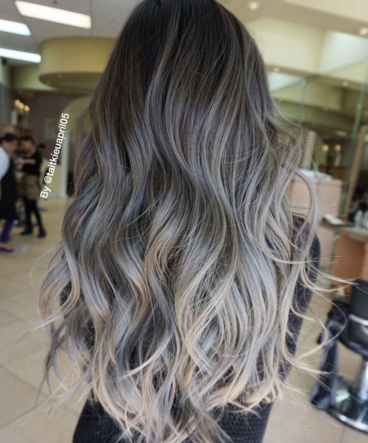 Shatush sur cheveux cendrés