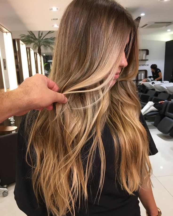 Balayage pour cheveux longs blonds