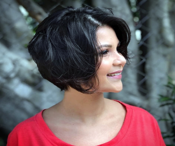 (+135 photos) Bob Kare sur cheveux bouclés