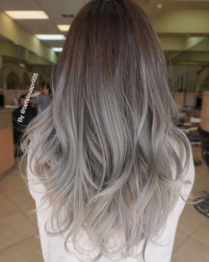 Shatush sur cheveux cendrés