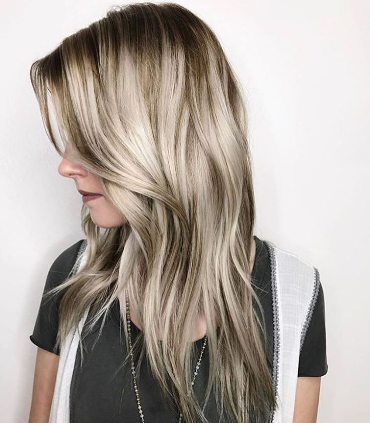 (+201 photos) Balayage sur cheveux châtain clair de longueur moyenne