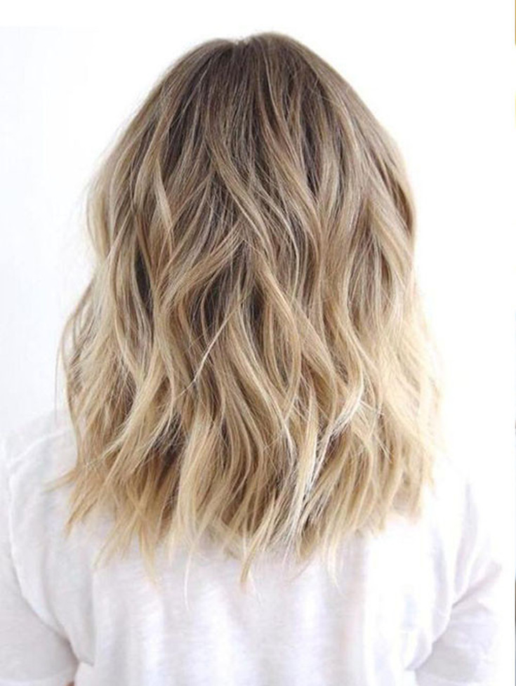 (+201 photos) Balayage sur cheveux châtain clair de longueur moyenne
