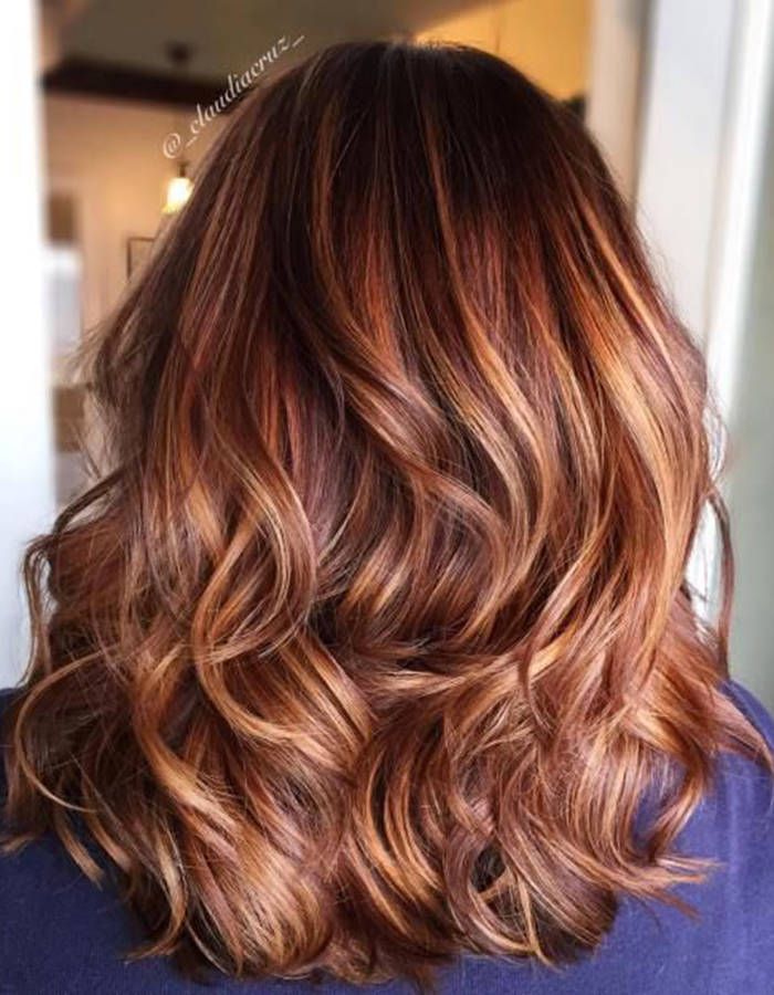 (+201 photos) Balayage sur cheveux châtain clair de longueur moyenne