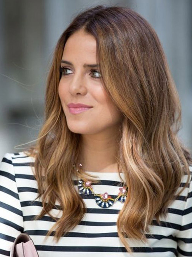 (+201 photos) Balayage sur cheveux châtain clair de longueur moyenne