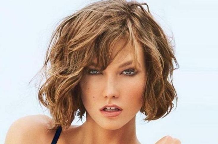 (+135 photos) Bob Kare sur cheveux bouclés