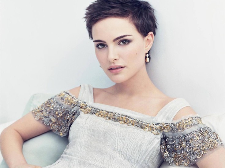 (+195 photos) Coupe de cheveux Pixie pour les brunes