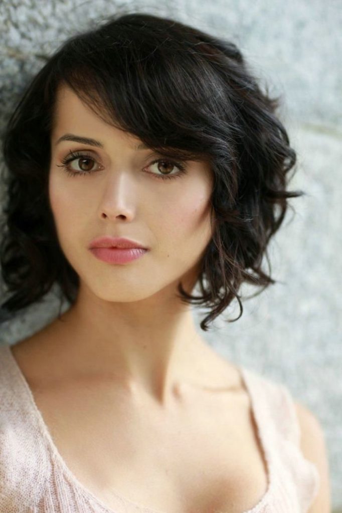 (+135 photos) Bob Kare sur cheveux bouclés
