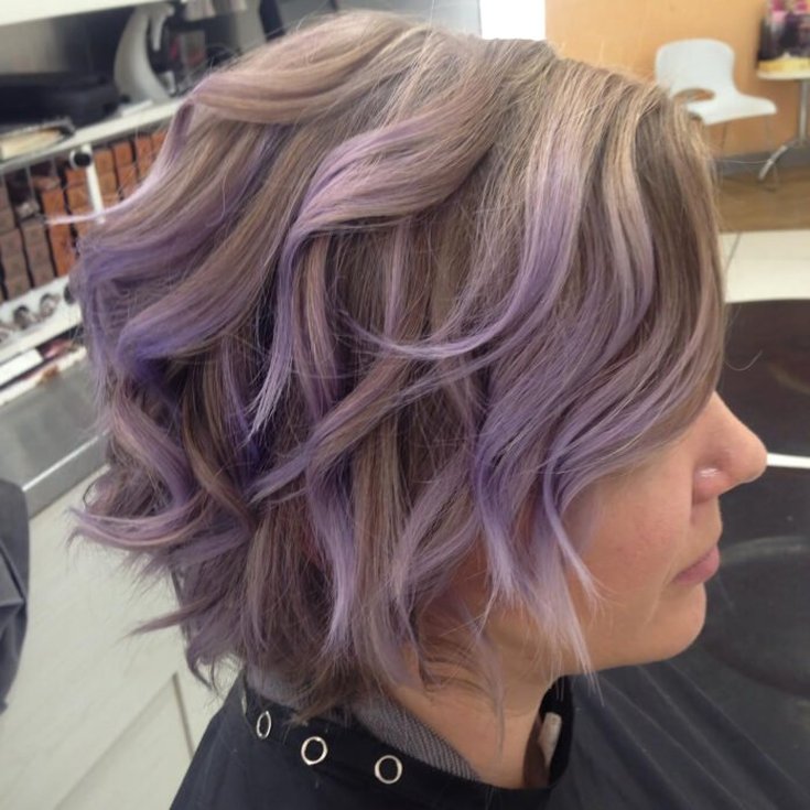(+210 photos) Coupe de cheveux Pixie pour visage rond