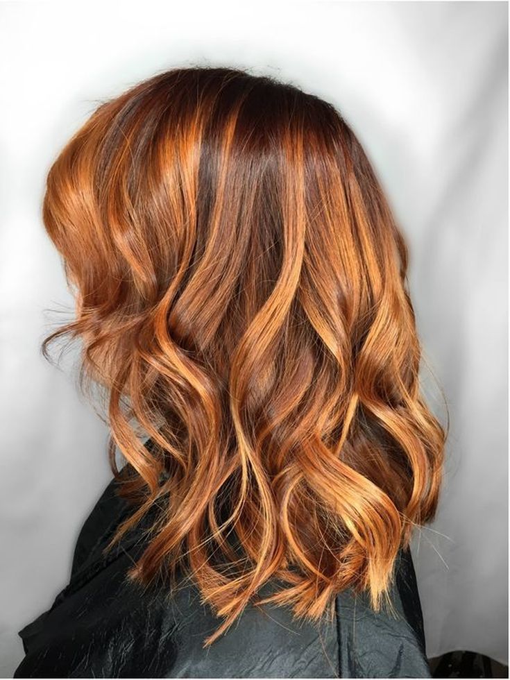 (+201 photos) Balayage sur cheveux châtain clair de longueur moyenne