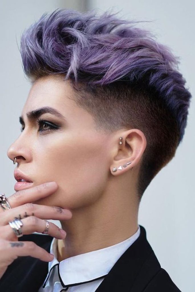 (+195 photos) Coupe de cheveux Pixie pour les brunes