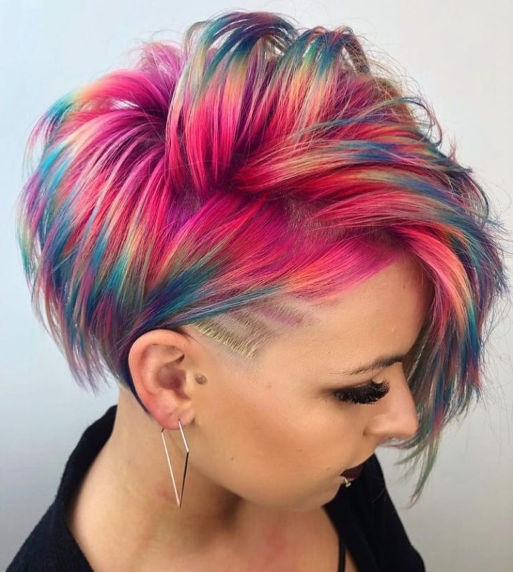 (+210 photos) Coupe de cheveux Pixie pour visage rond