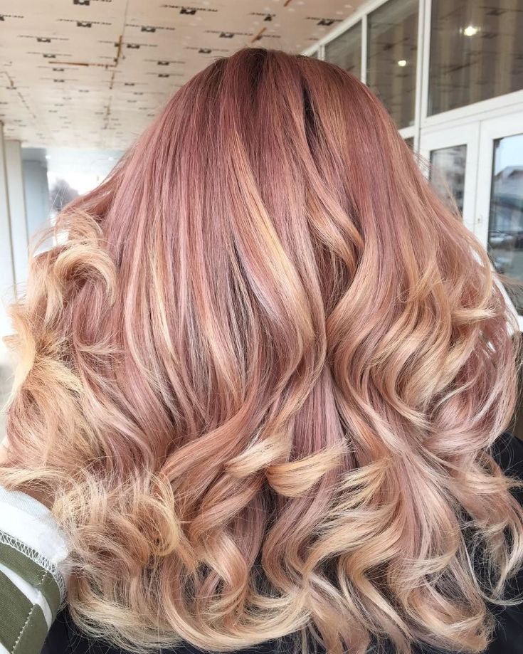 (+201 photos) Balayage sur cheveux châtain clair de longueur moyenne