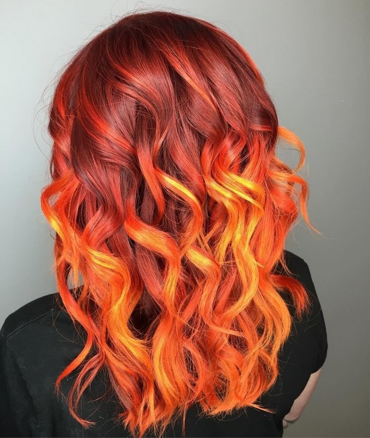 (+201 photos) Balayage sur cheveux châtain clair de longueur moyenne