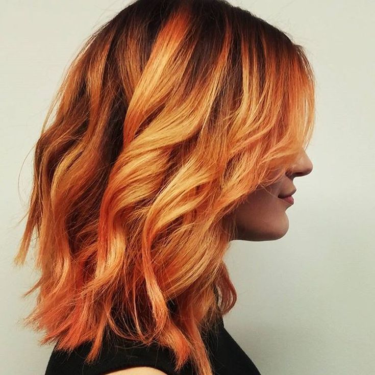 (+201 photos) Balayage sur cheveux châtain clair de longueur moyenne