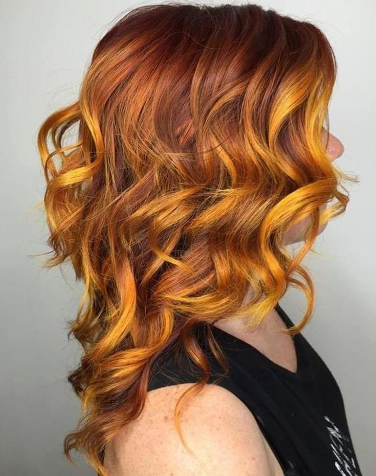 (+201 photos) Balayage sur cheveux châtain clair de longueur moyenne