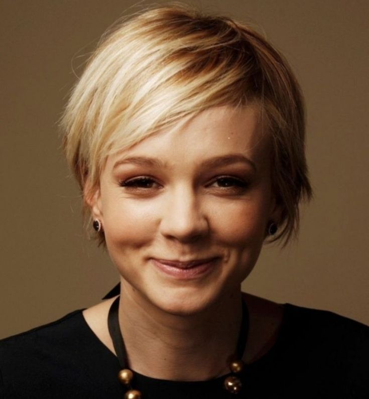 (+210 photos) Coupe de cheveux Pixie pour visage rond