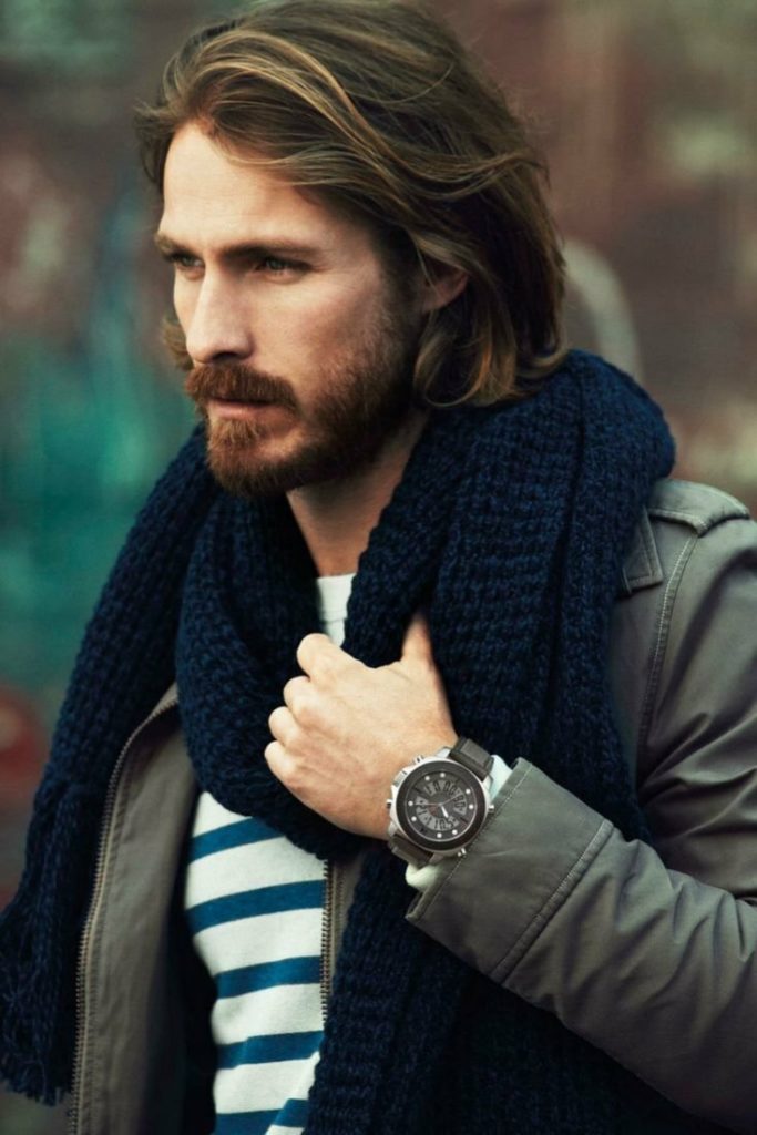 Coupe de cheveux homme en cascade