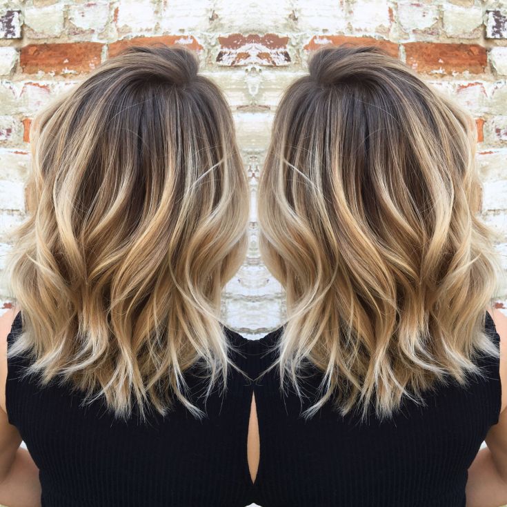 Shatush pour cheveux châtain clair de longueur moyenne