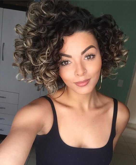 coiffures de mariée avec frange pour cheveux longs