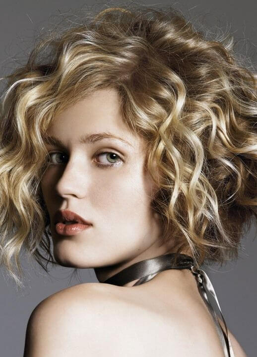 coiffures de mariée avec frange pour cheveux longs