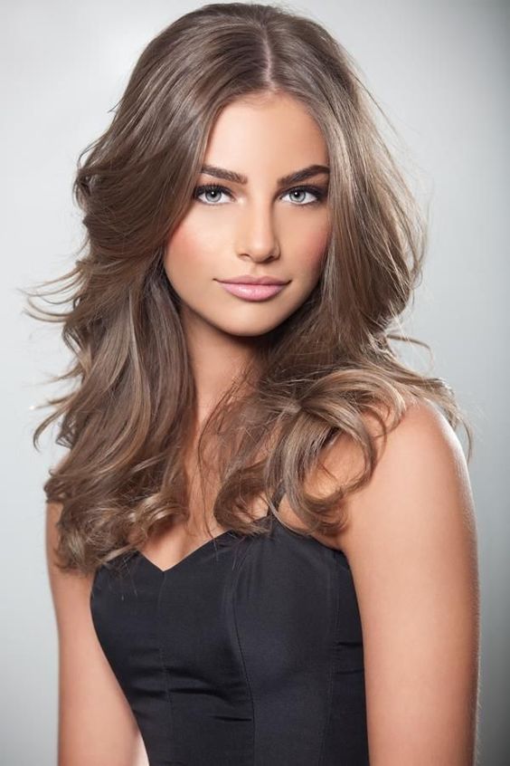 Coupe de cheveux femme italienne pour cheveux longs
