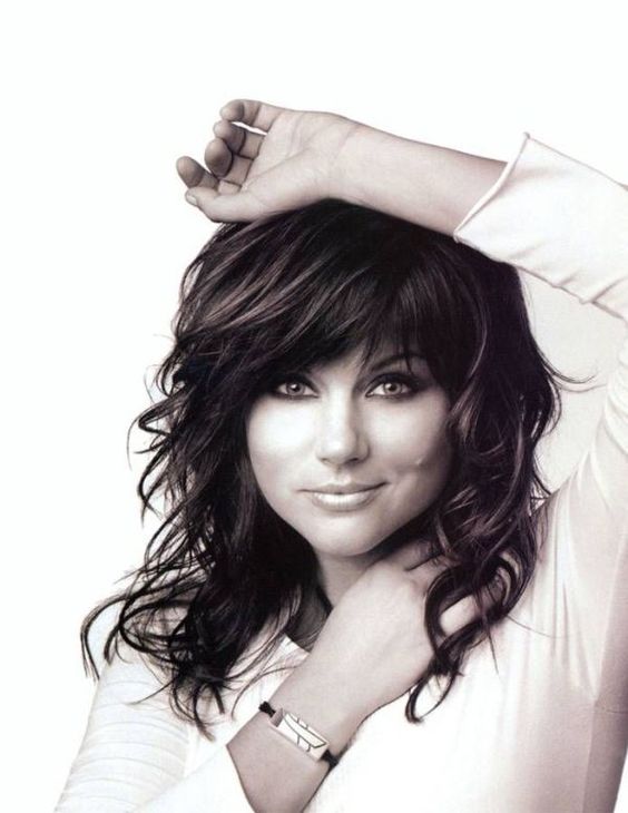 Coupe de cheveux femme italienne avec frange