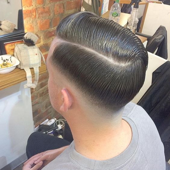 Option de coiffure de la jeunesse hitlérienne