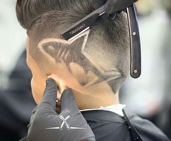Interprétations modernes de la coupe de cheveux des Jeunesses hitlériennes