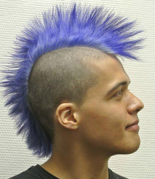 Mohawk avec une longue frange