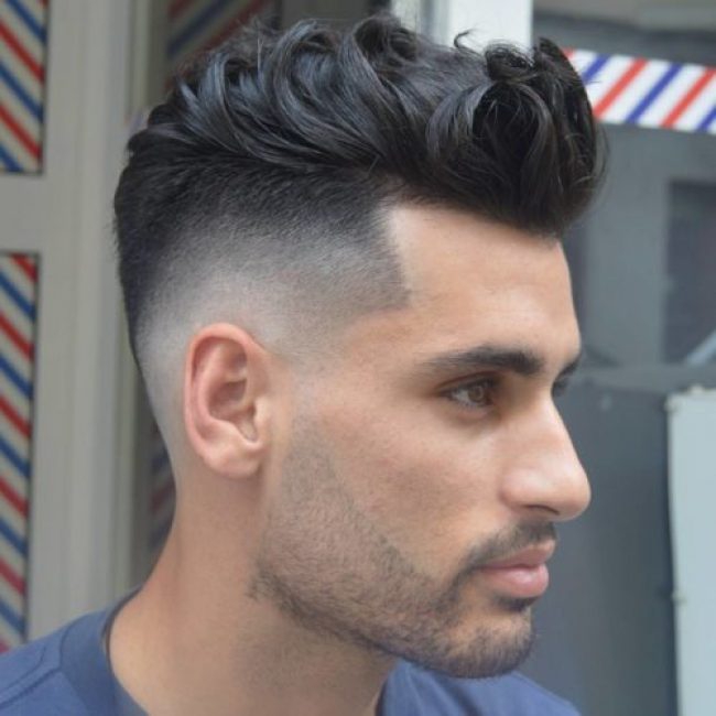 Coiffures pour hommes pour un visage triangulaire