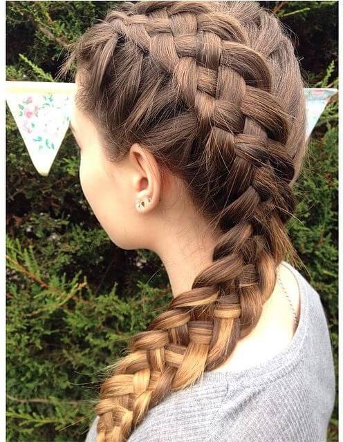 Tresse luxuriante de cinq brins pour cheveux longs
