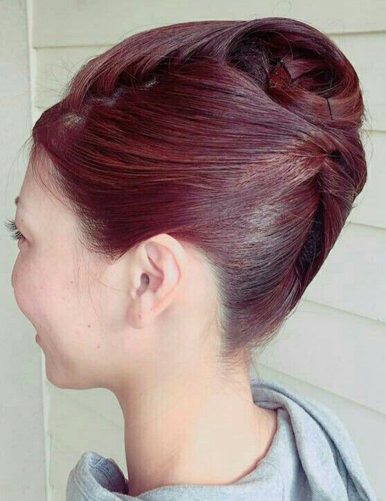 Coiffure coquillage sur cheveux mi-longs