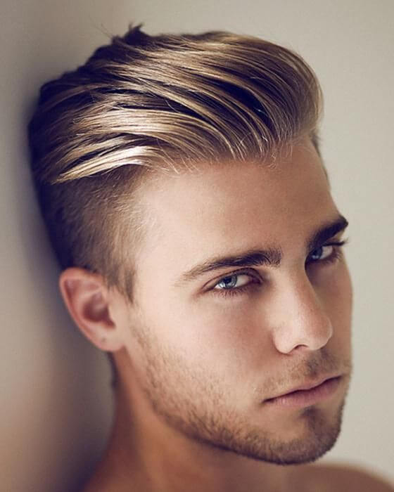 Coiffures de visage de coeur pour les hommes