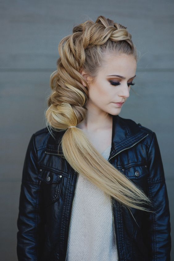 Coiffures pour cheveux longs