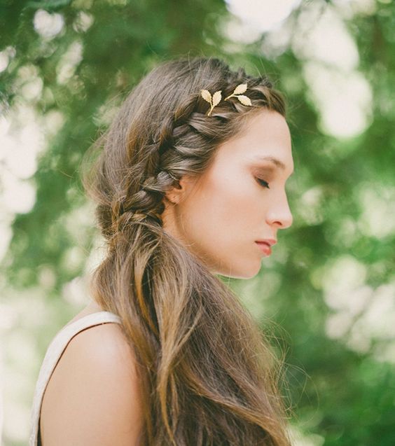 Coiffure à la grecque simple