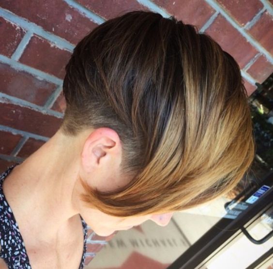 shatush sur cheveux noirs et courts