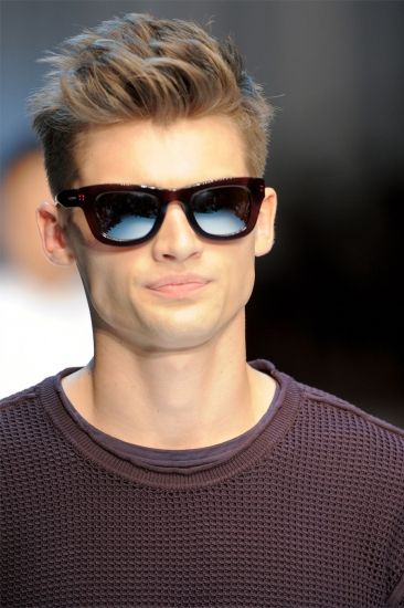 produits coiffants pour différents types de cheveux pour hommes