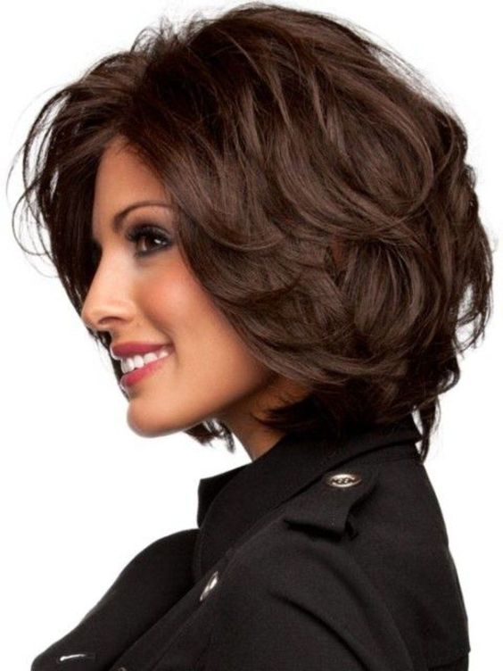 Coupe de cheveux Rhapsody pour cheveux courts