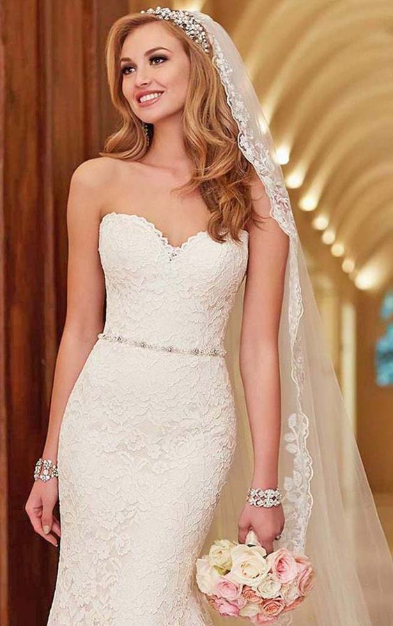 Coiffures de mariage avec voile et diadème