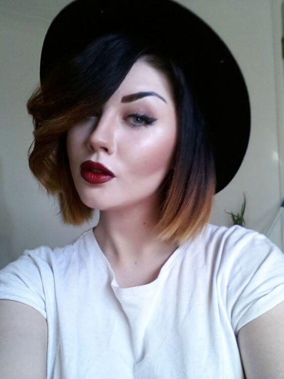 coiffage pour cheveux courts avec une frange