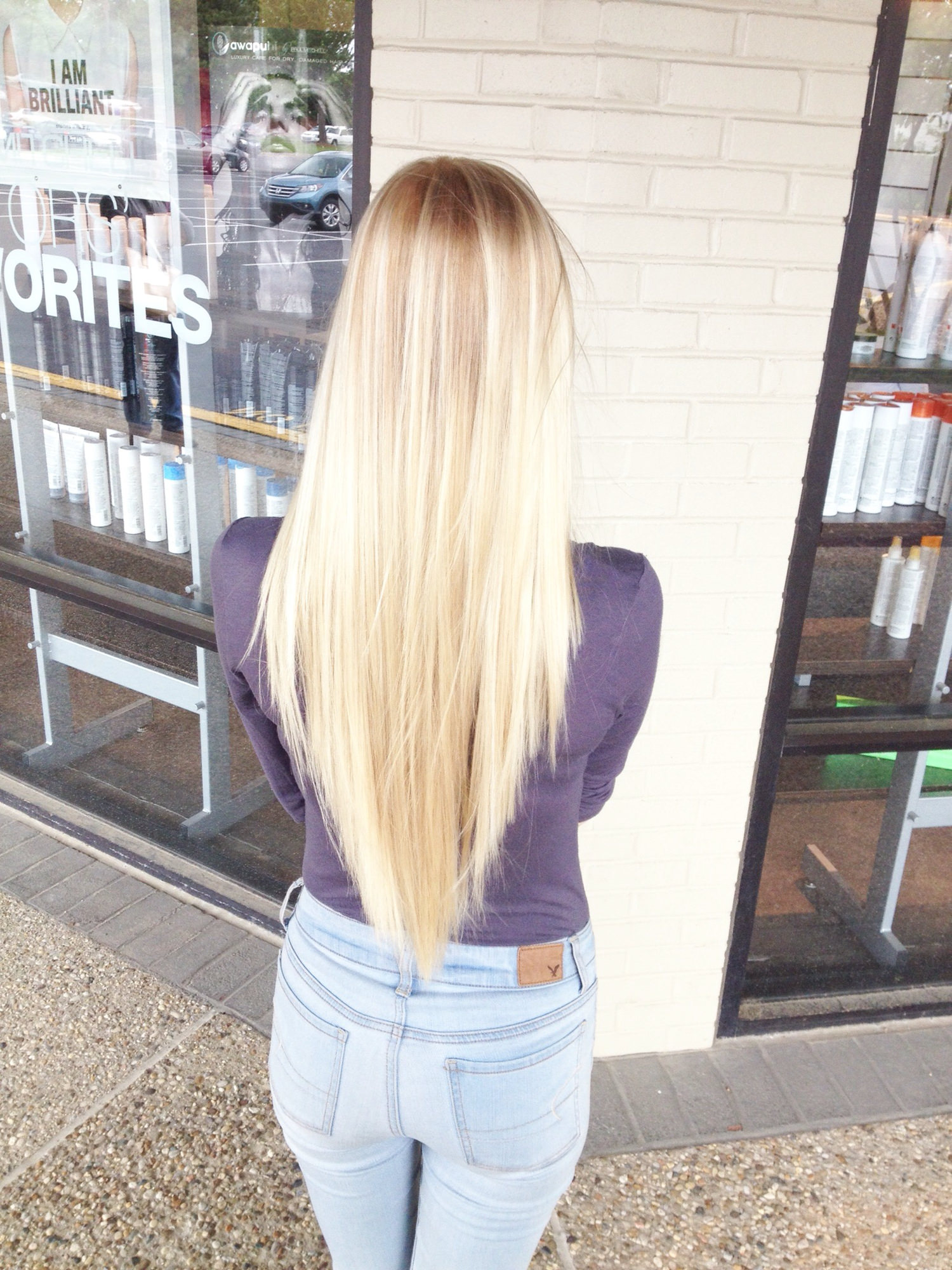 Coiffures femmes pour cheveux longs pour un visage rond