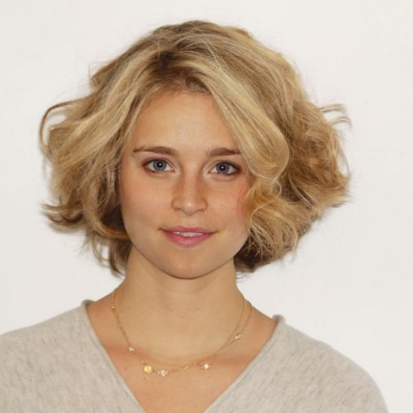 Coupes de cheveux pour femmes pour un type de visage carré