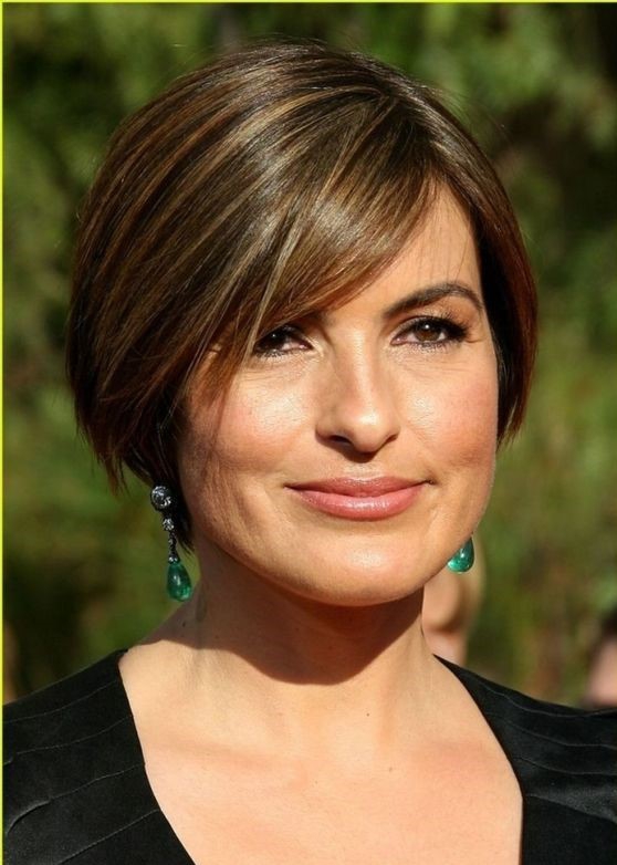Coupes de cheveux pour femmes pour un type de visage carré