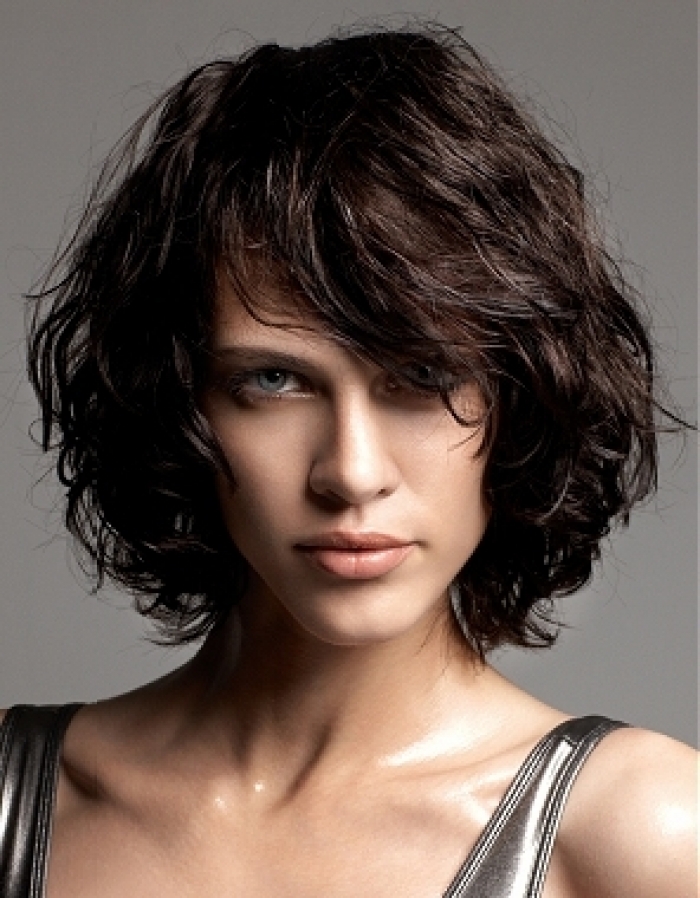 Coiffures pour femmes pour un visage allongé