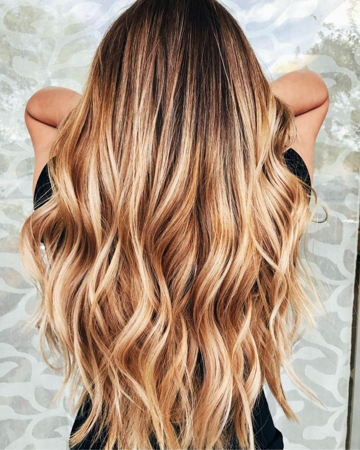 Mèches californiennes sur cheveux blonds