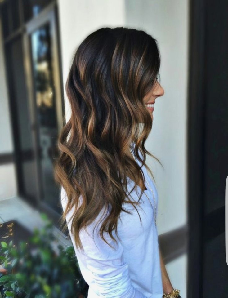 Mèches californiennes sur cheveux foncés
